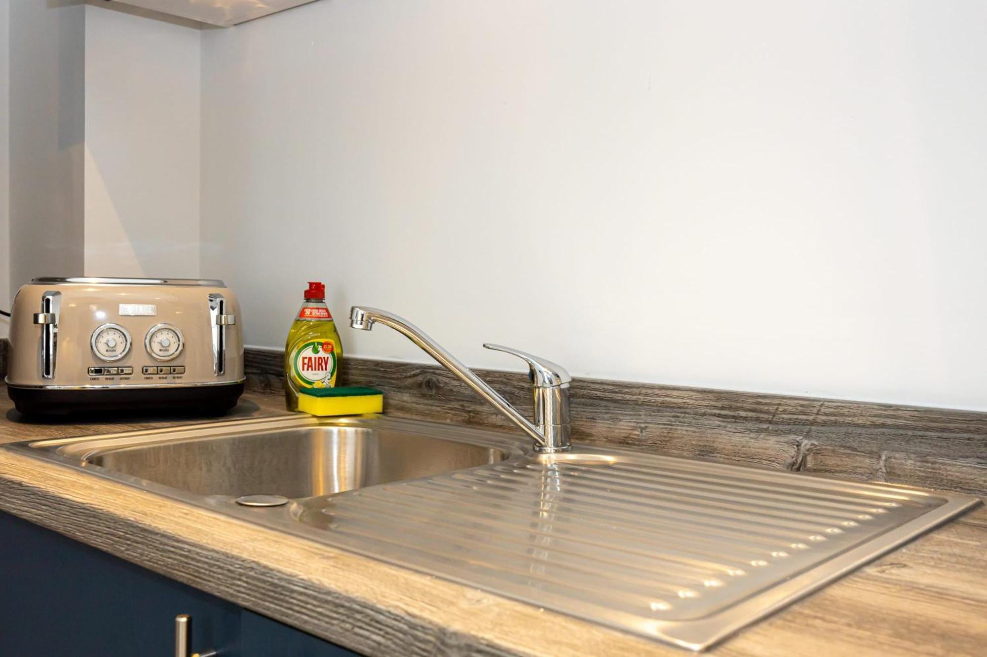 Beautiful 1 Bed 20Mins To Central Manchester Bolton Dış mekan fotoğraf