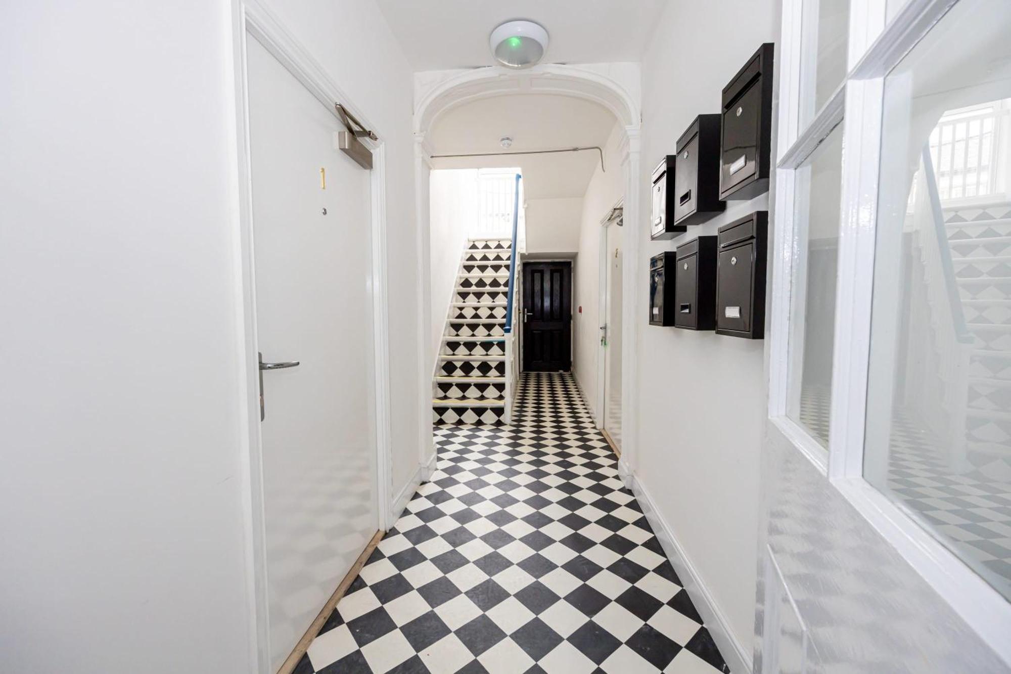 Beautiful 1 Bed 20Mins To Central Manchester Bolton Dış mekan fotoğraf
